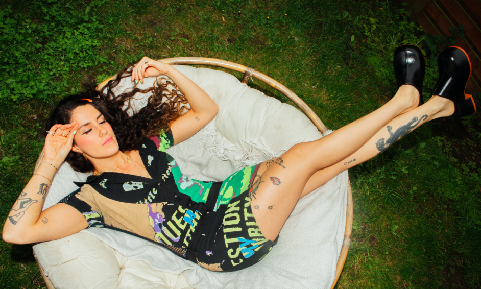 WE LIKE W/ SHANTI CELESTE & ALEX KASSIAN